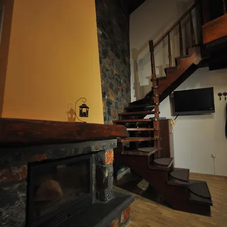 Arolithos-kaimaktsalan Gasthof 3*