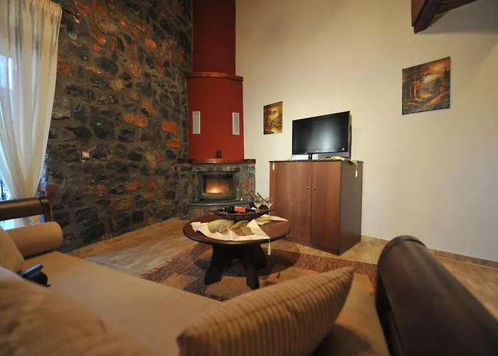 Гостевой дом Arolithos-kaimaktsalan 3*